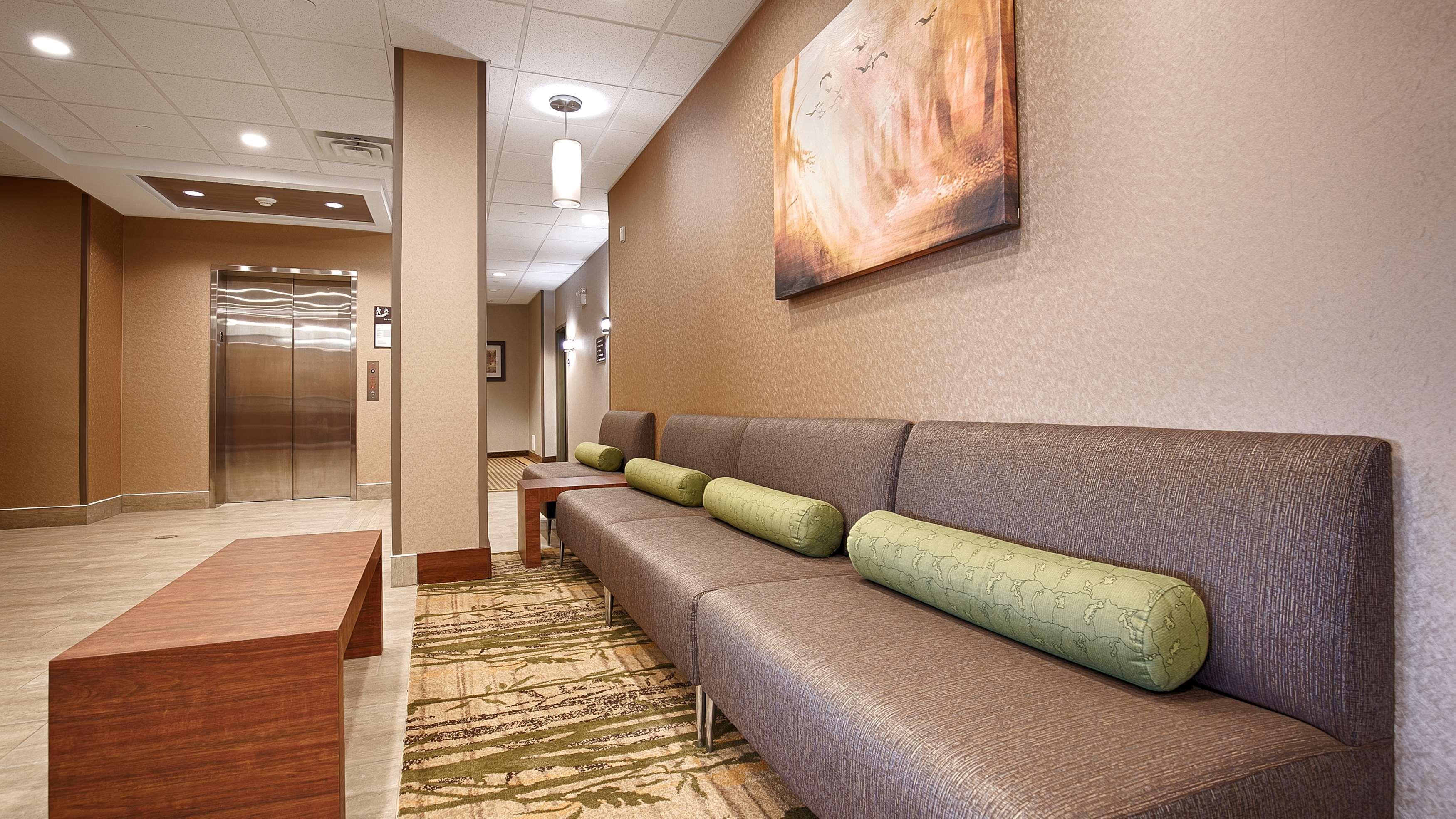 Best Western Plus Fergus Hotel Exterior foto